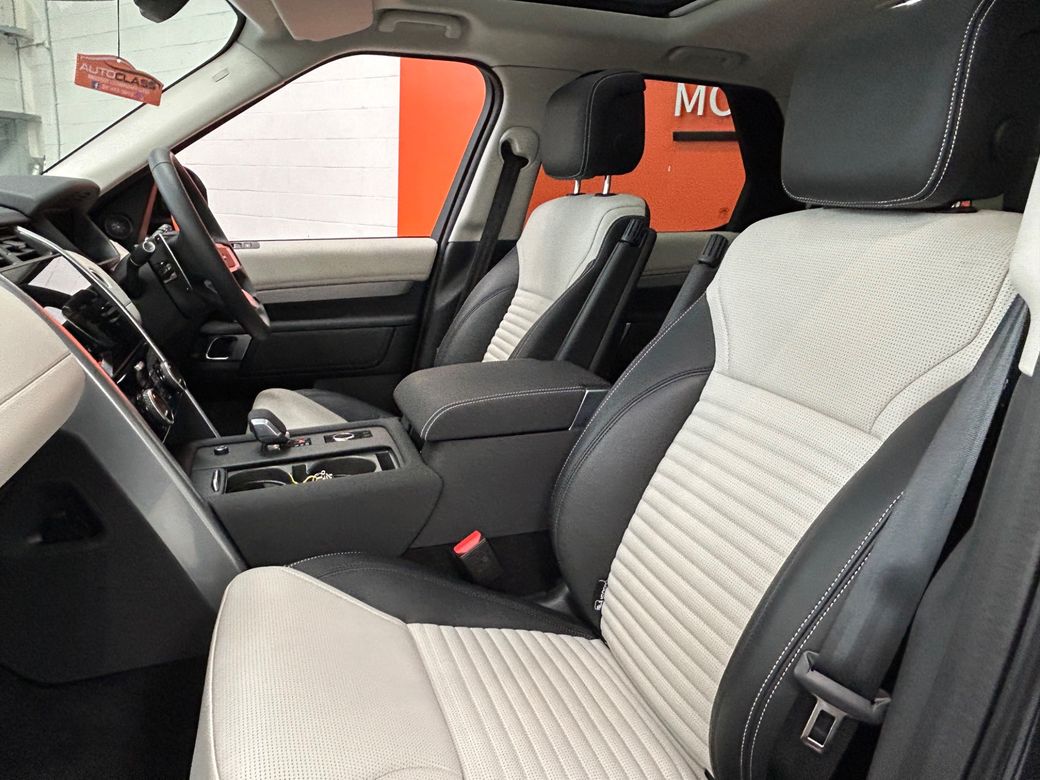 2025 Land Rover Discovery