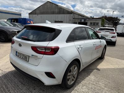 2022 Kia Ceed