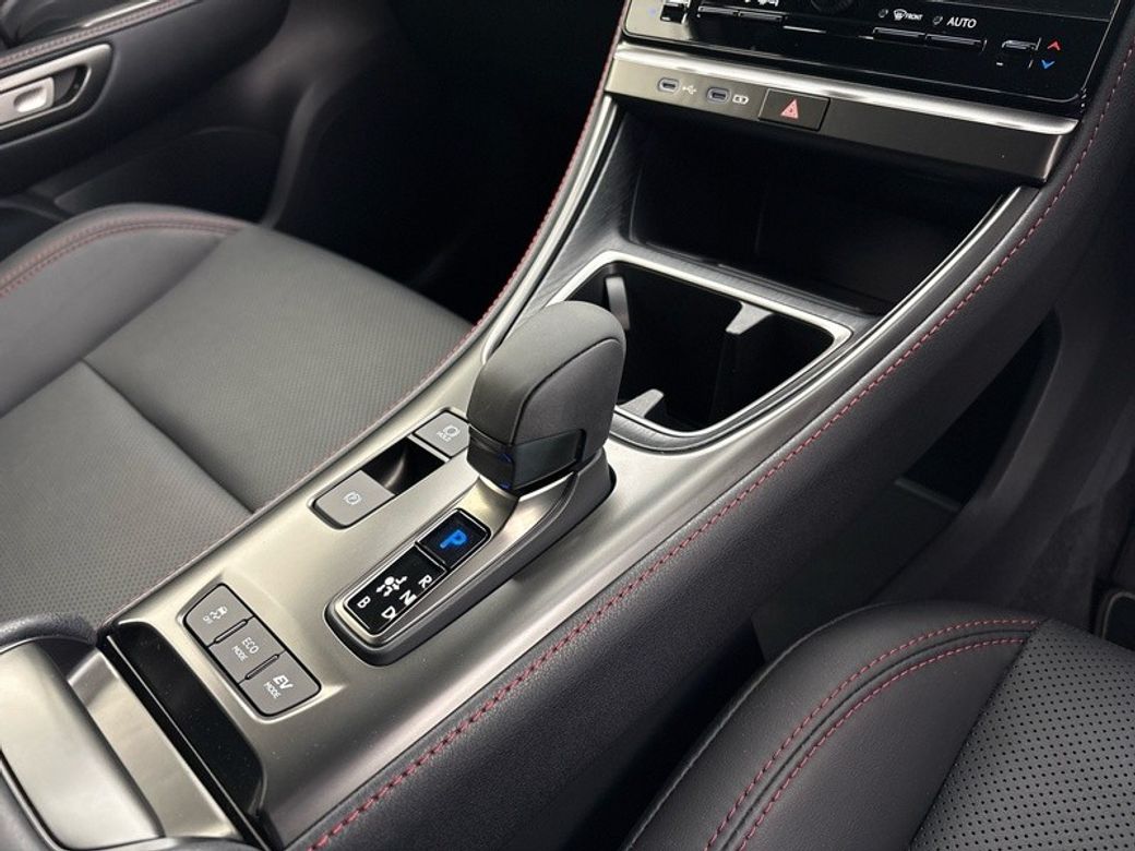 2024 Lexus LBX