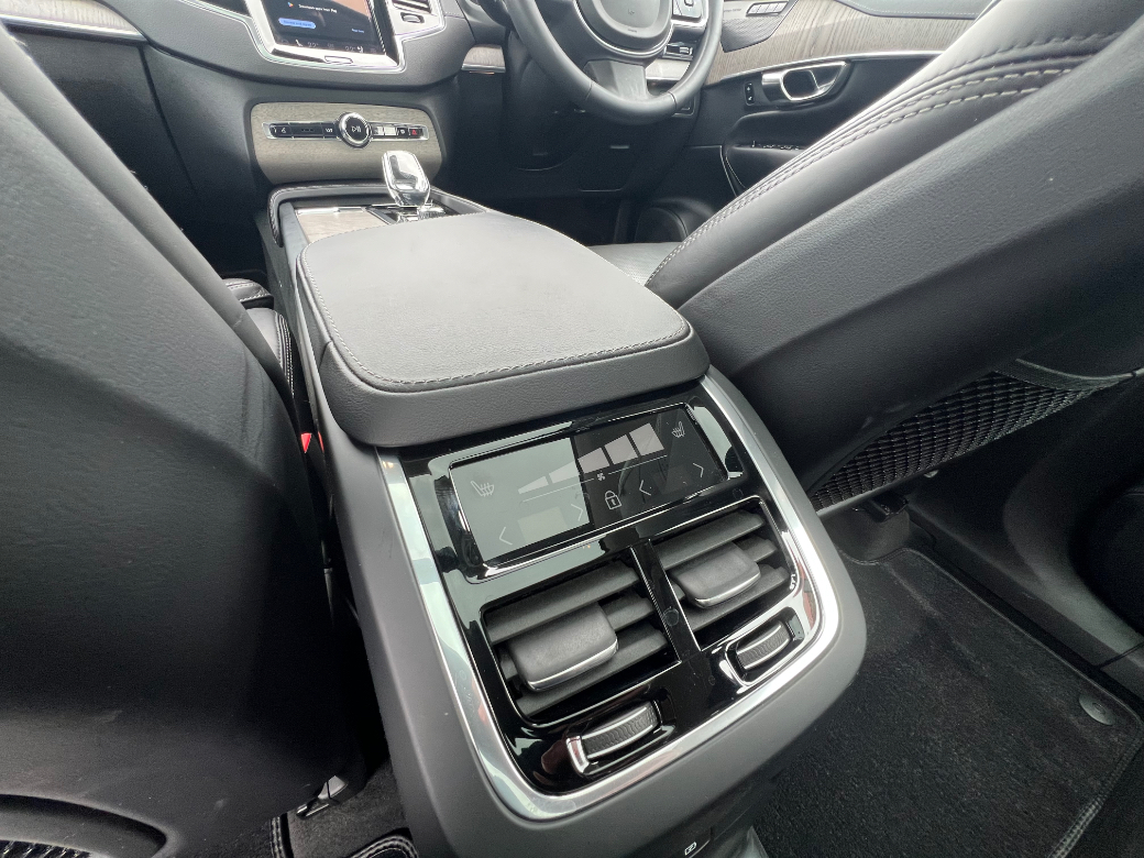 2023 Volvo XC90