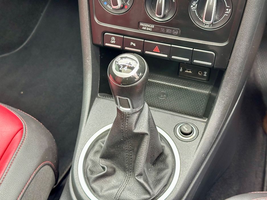 2016 Volkswagen Beetle