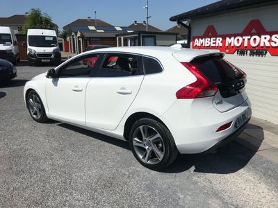 2016 Volvo V40