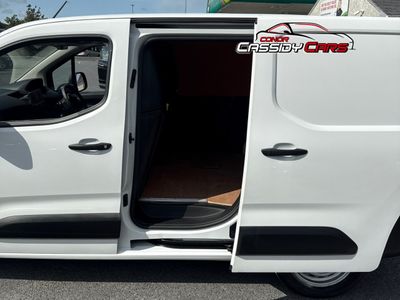 2021 Peugeot Partner