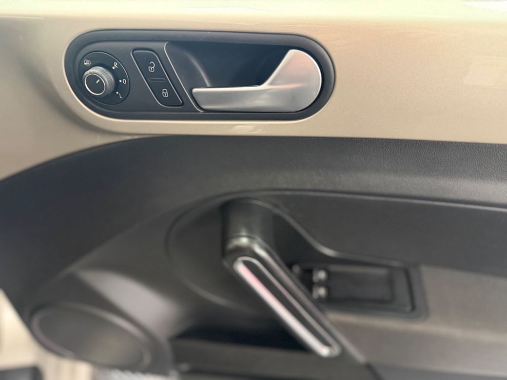 2016 Volkswagen Beetle