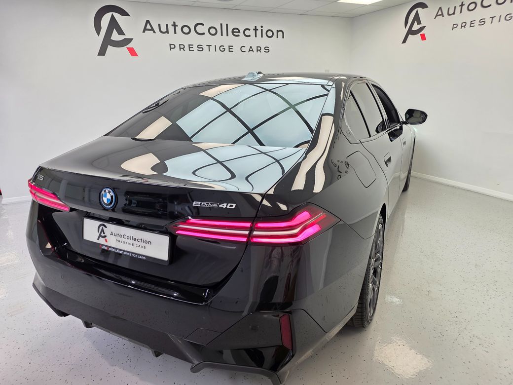 2025 BMW i5