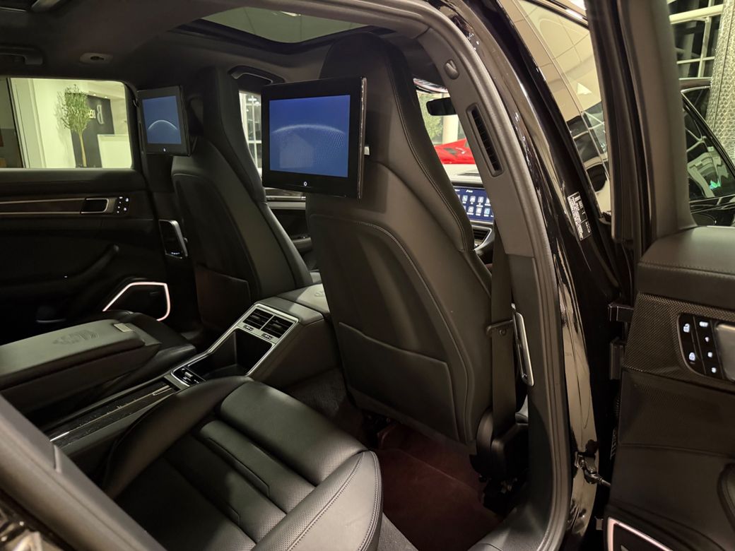 2023 Porsche Panamera