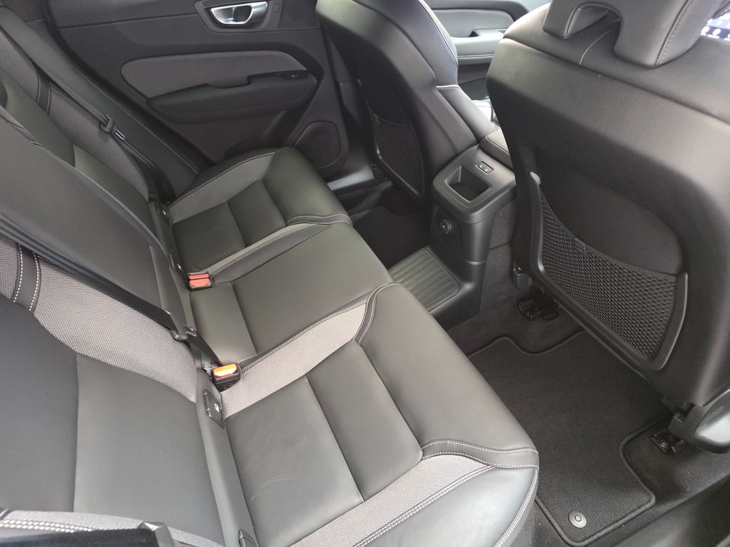 2025 Volvo XC60