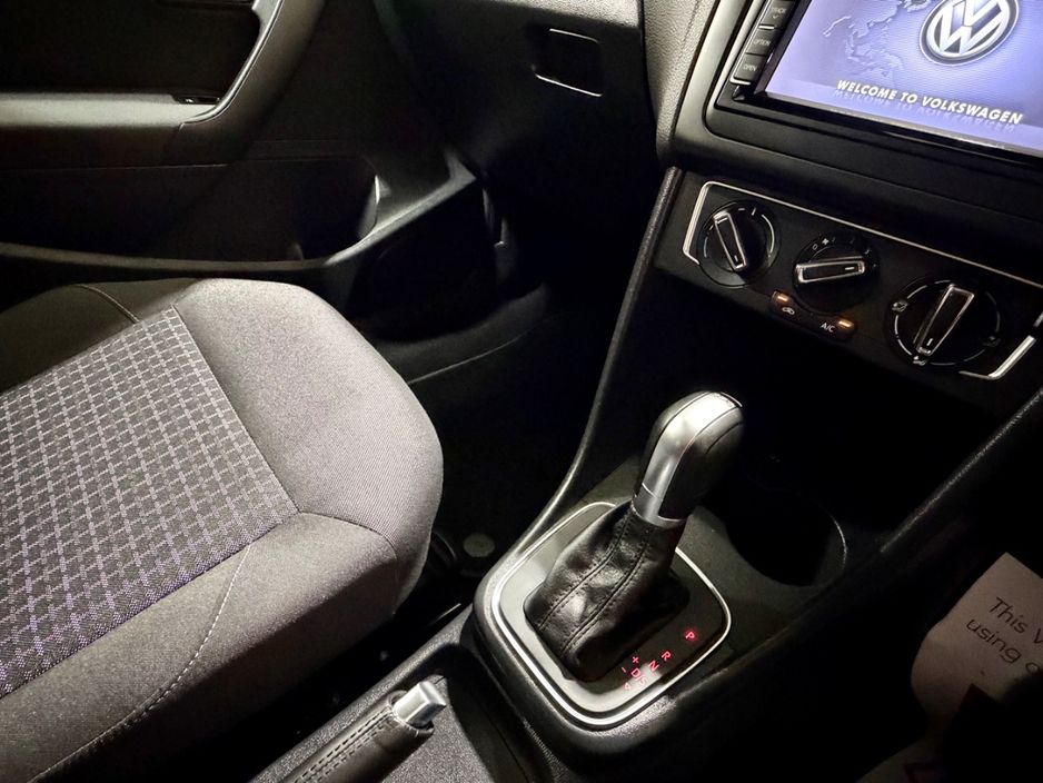 2016 Volkswagen Polo