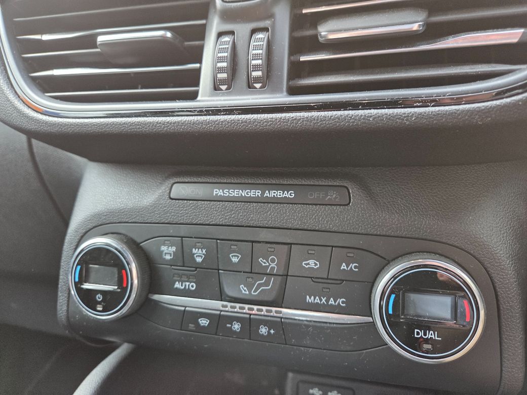 2022 Ford Kuga