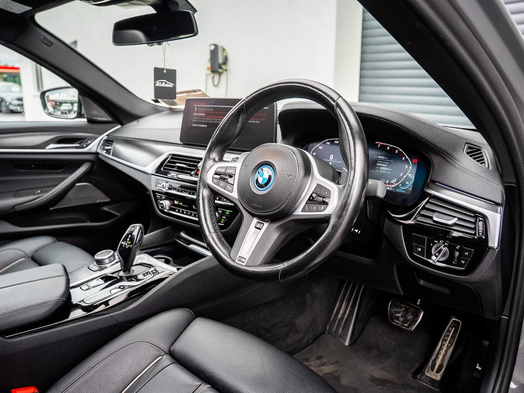 2022 BMW 5 Series