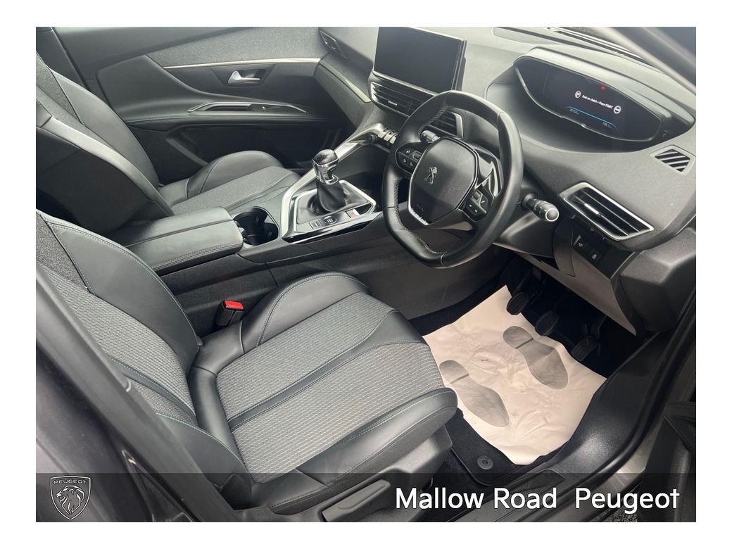 2022 Peugeot 5008
