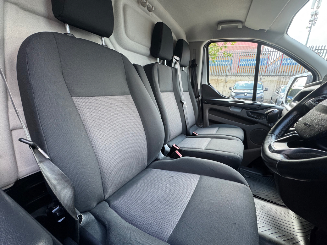 2022 Ford Transit Custom
