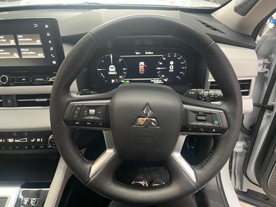 2024 Mitsubishi Outlander