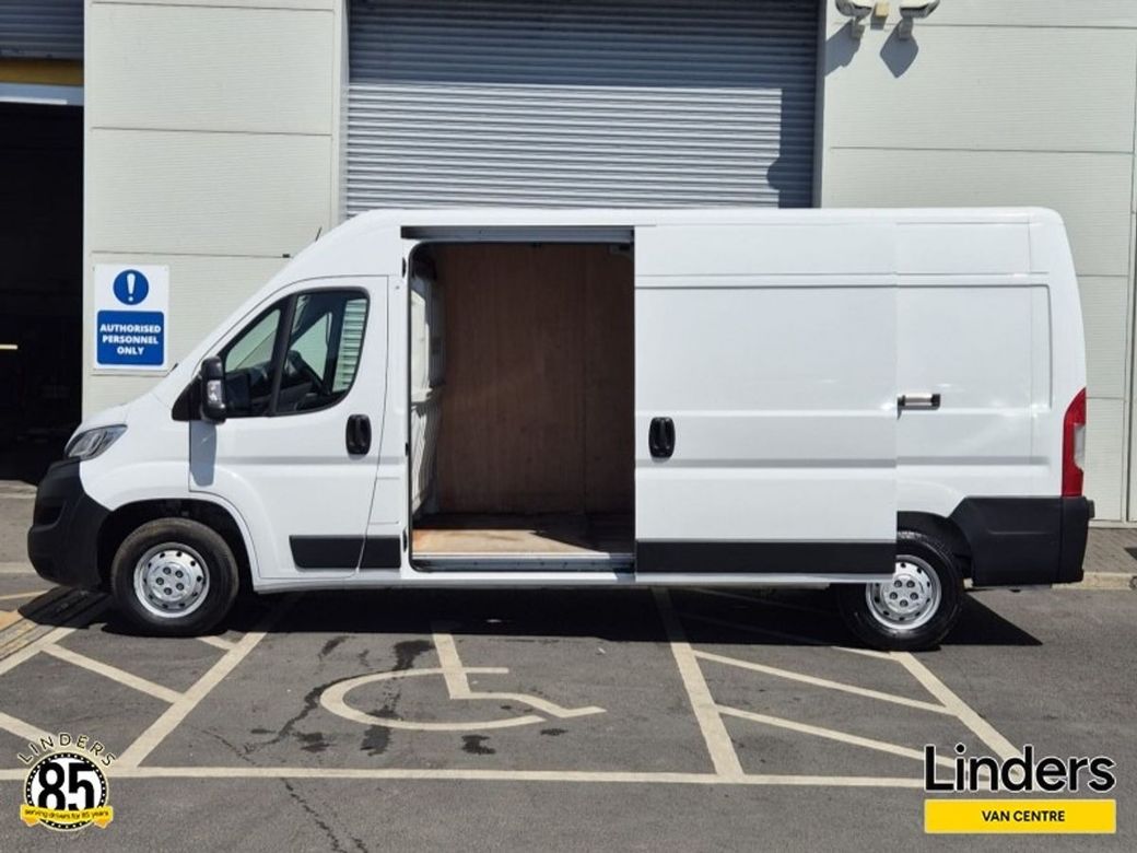 2023 Opel Movano