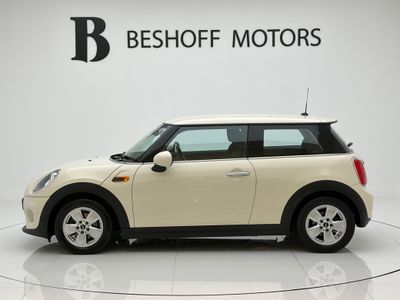 2017 Mini Hatch