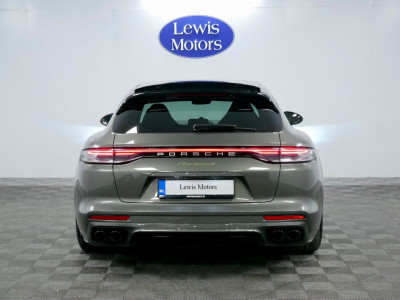2023 Porsche Panamera