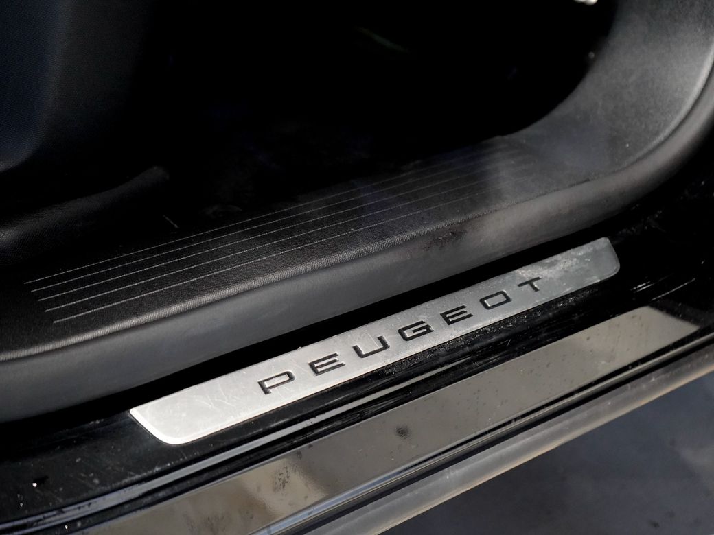 2025 Peugeot 3008