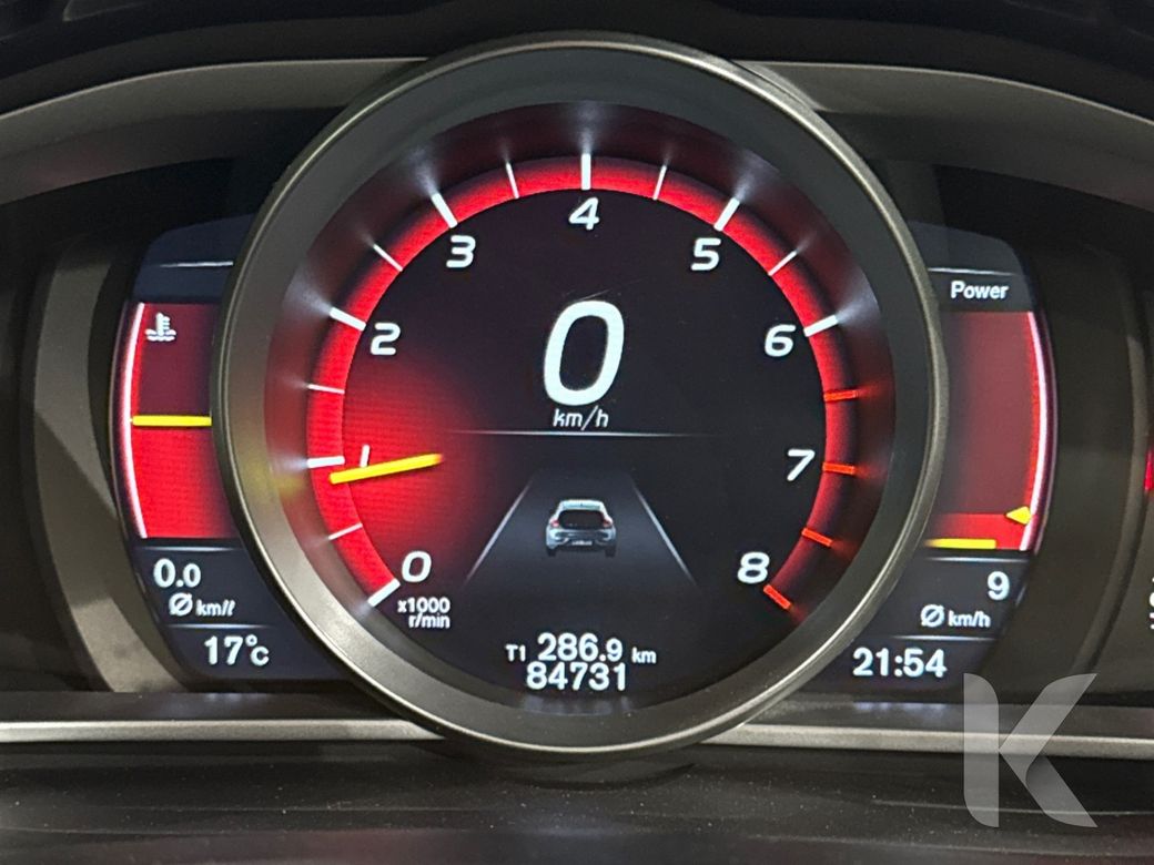 2018 Volvo V40