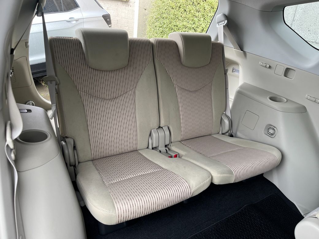 2018 Toyota Prius Alpha