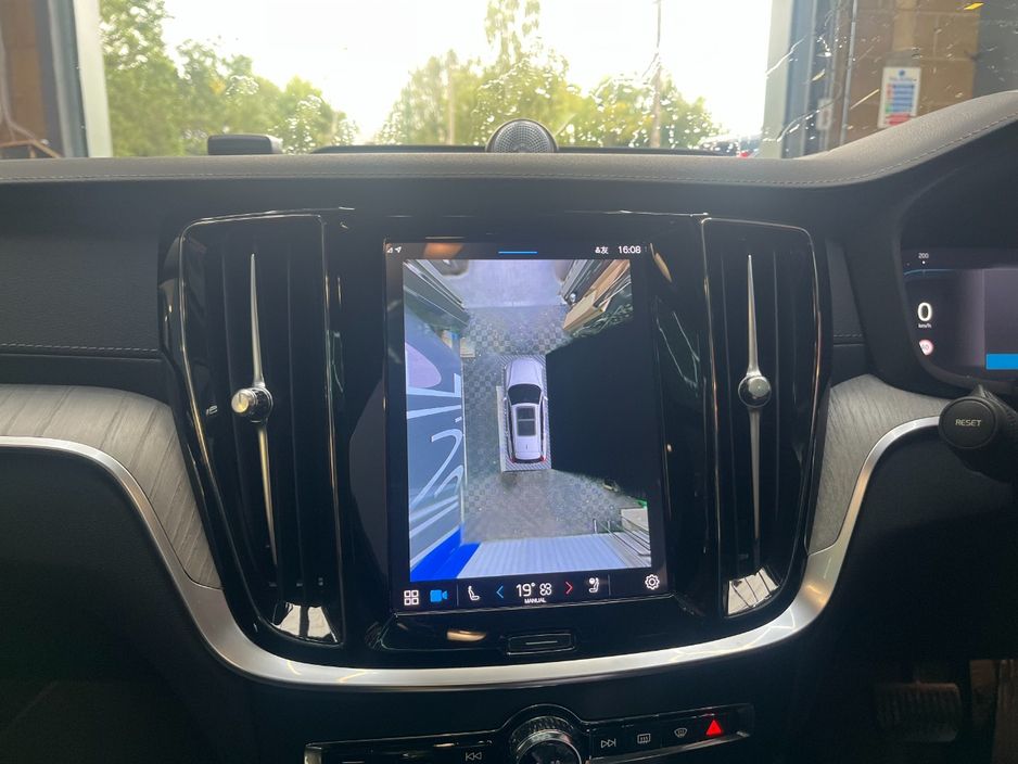 2023 Volvo V60