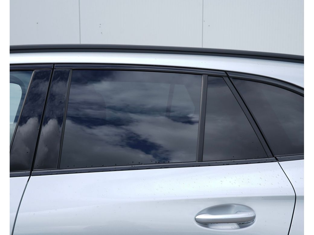 2025 Mercedes-Benz GLC Class