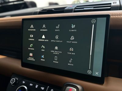 2023 Land Rover Defender