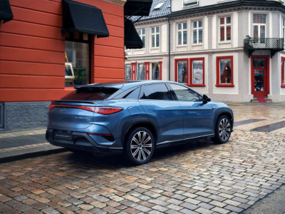 2026 BYD Sealion 7