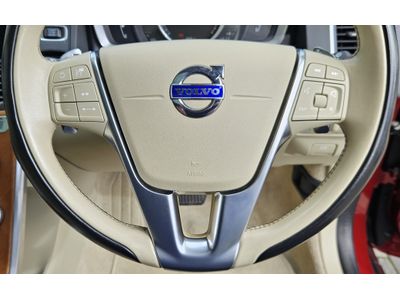2017 Volvo XC60