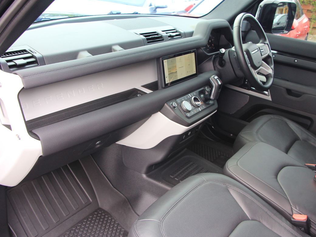 2023 Land Rover Defender