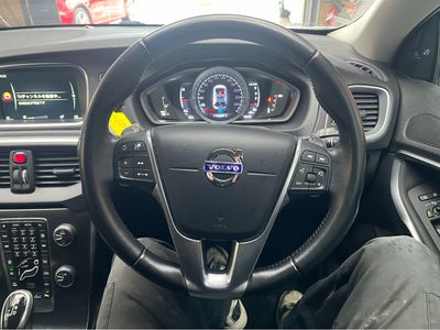 2016 Volvo V40