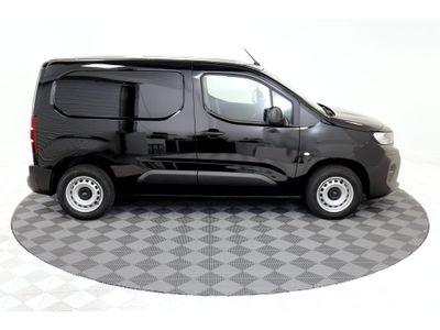 2025 Peugeot Partner