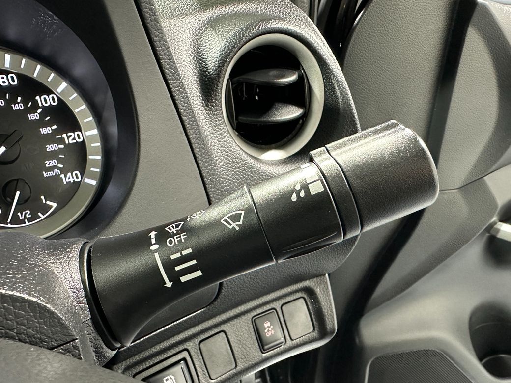 2021 Nissan Navara
