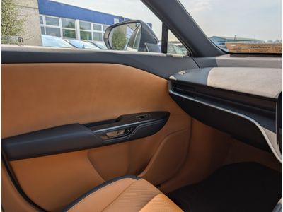 2023 Lexus RZ