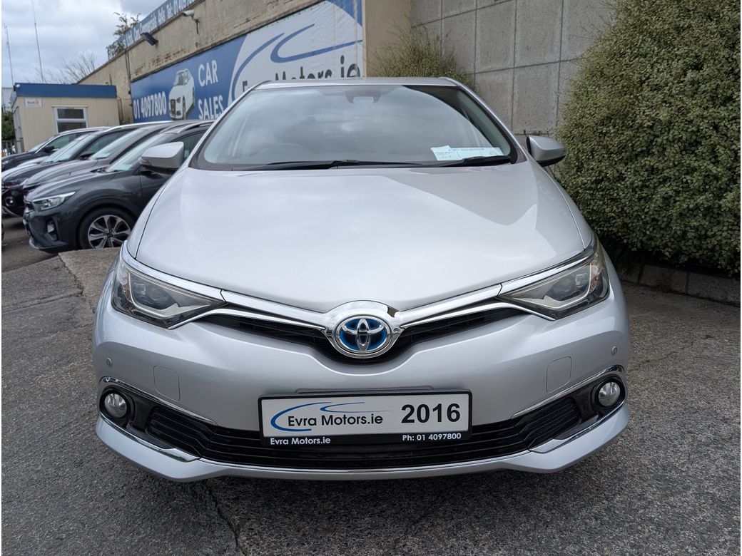 2016 Toyota Auris