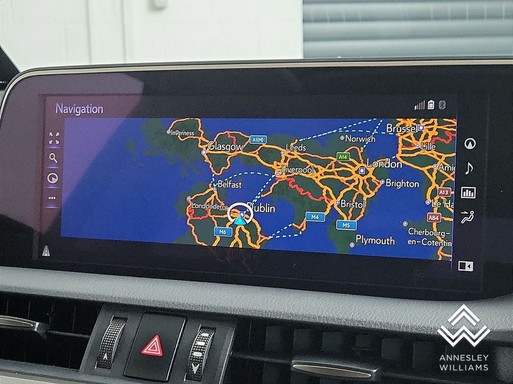 2021 Lexus ES 300h