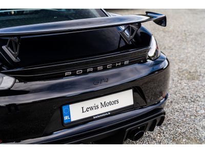 2023 Porsche 718 Cayman