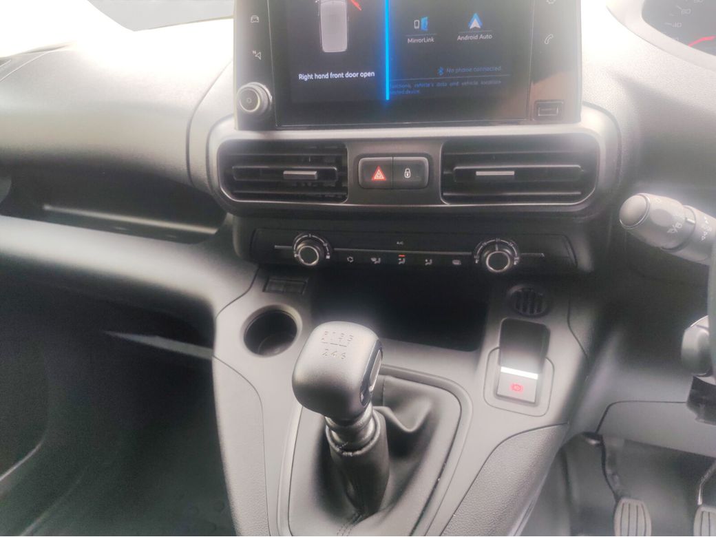 2023 Peugeot Partner