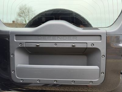 2025 Land Rover Defender