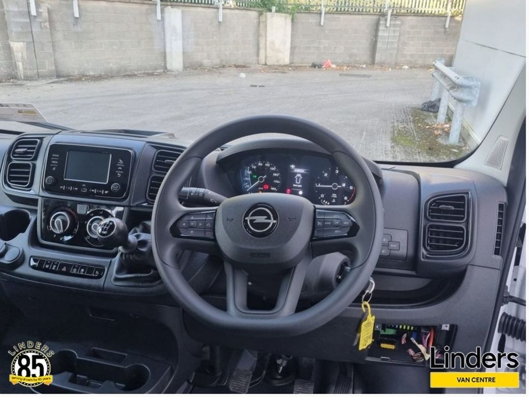 2026 Opel Movano
