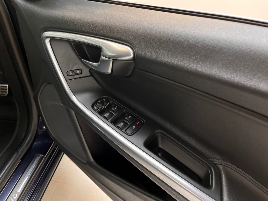 2018 Volvo V60