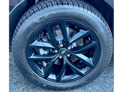 2025 Land Rover Range Rover Velar