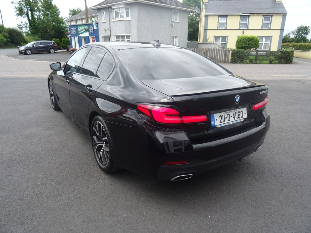 2021 BMW 520