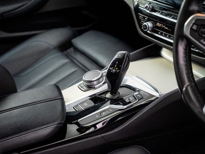 2019 BMW 530