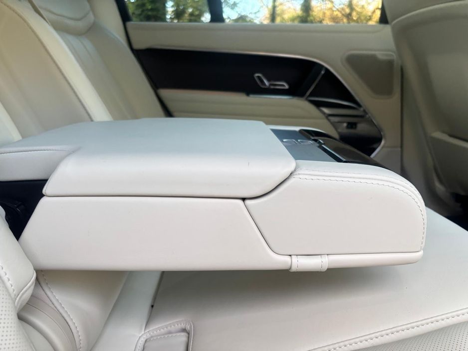 2025 Land Rover Range Rover