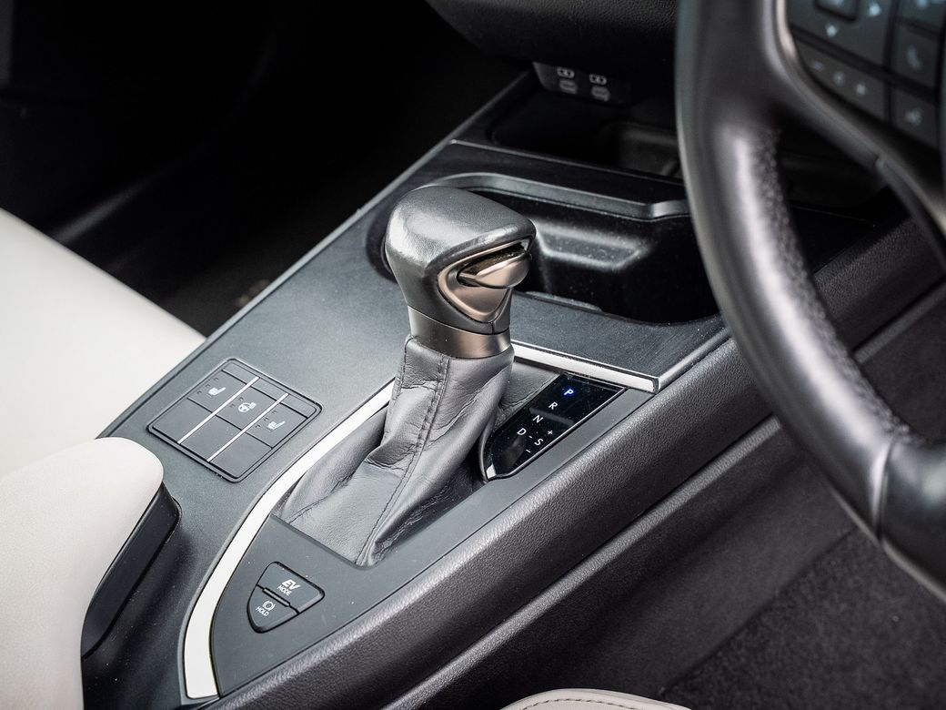 2023 Lexus UX 250H