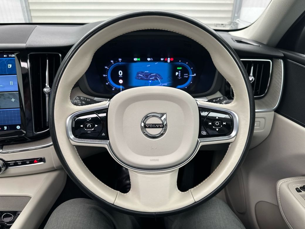 2023 Volvo XC60