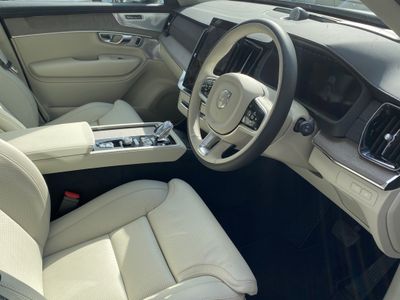 2025 Volvo XC90