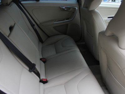 2016 Volvo V60