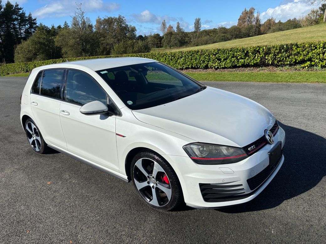 2015 Volkswagen Golf