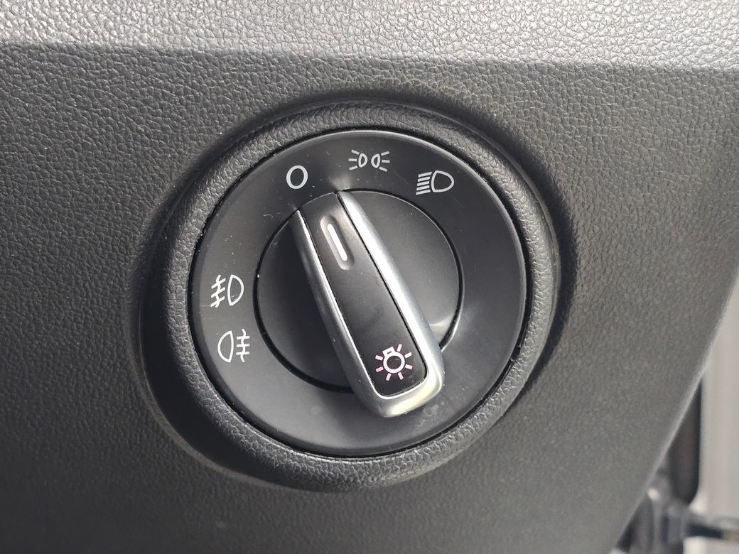 2015 Volkswagen up!